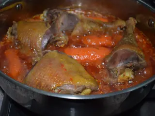 04-chicken-legs-in-tomato-sauce