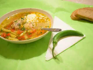 05-chicken-soup-with-green-beans
